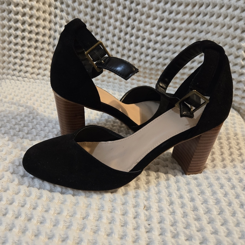 Black heels